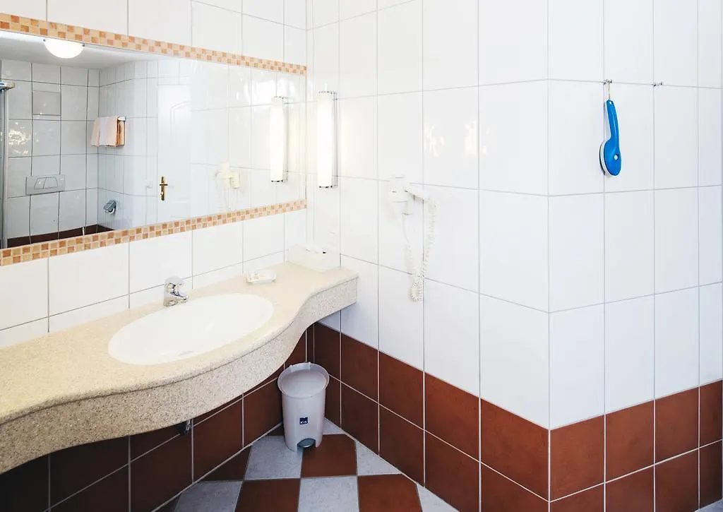 Pension Schiessling Anif Guest house